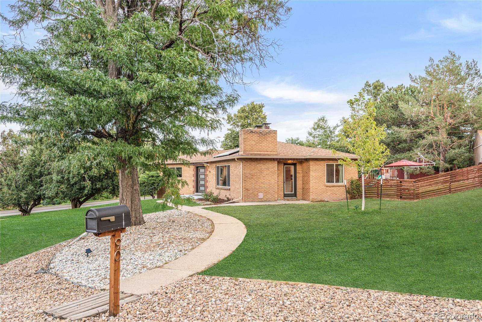 Lakewood, CO 80226,90 Allison ST