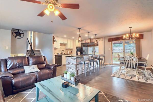 8207 Ammons Circle, Arvada, CO 80005