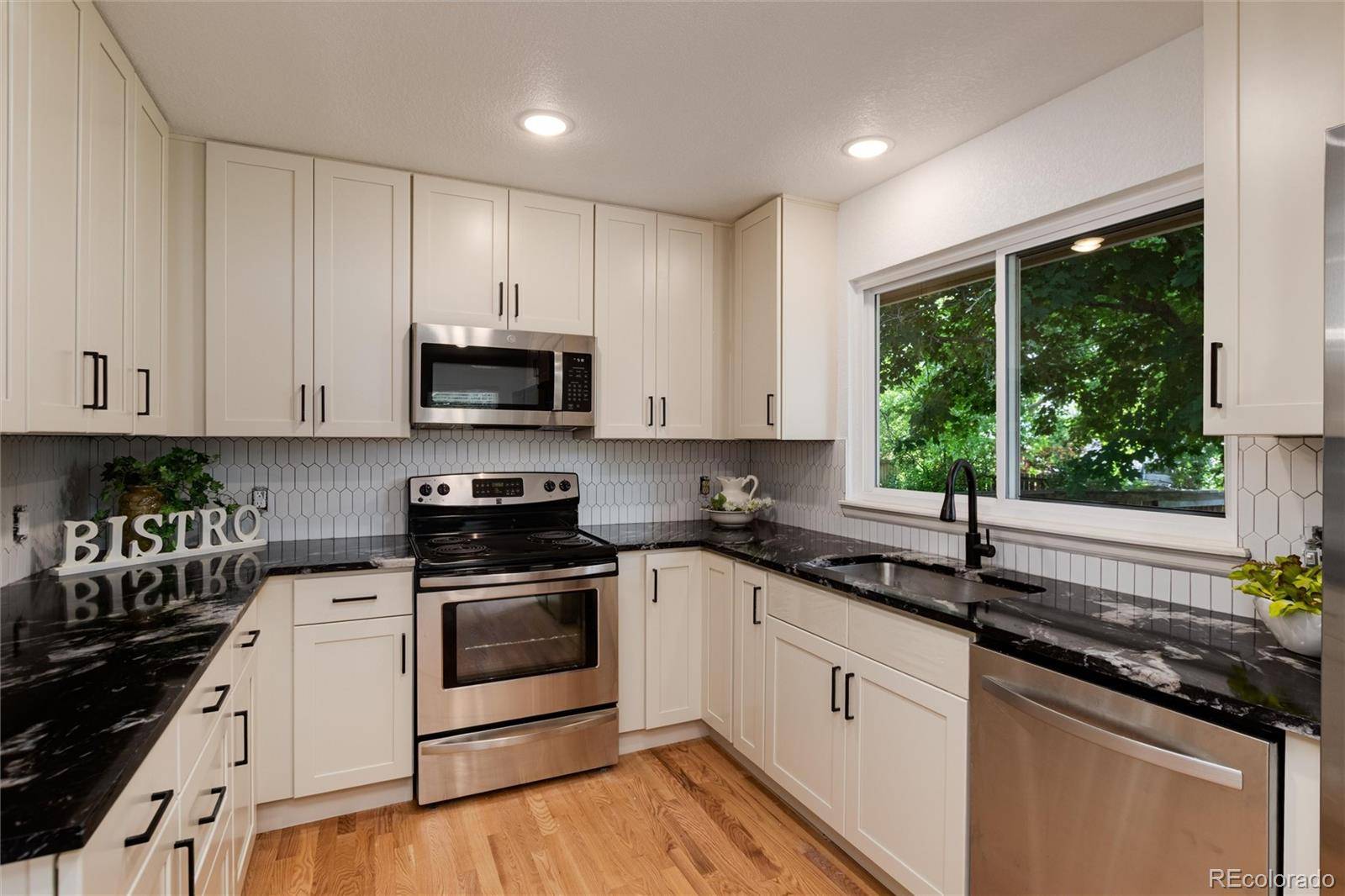 Highlands Ranch, CO 80126,8543 Redstone ST