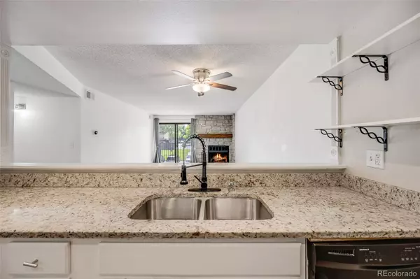 Aurora, CO 80017,401 S Kalispell WAY #206