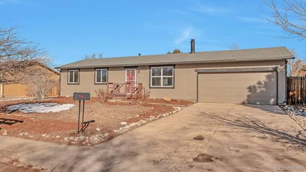 15555 E Greenwood DR, Aurora, CO 80013