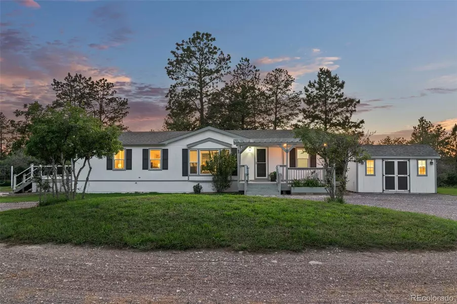 652 Verdos DR, Elizabeth, CO 80107
