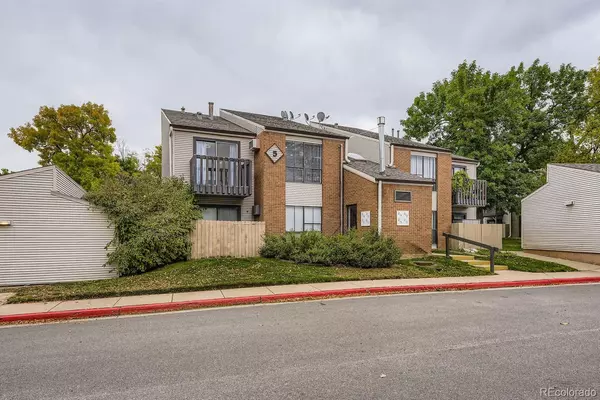 Denver, CO 80235,3550 S Harlan ST #214