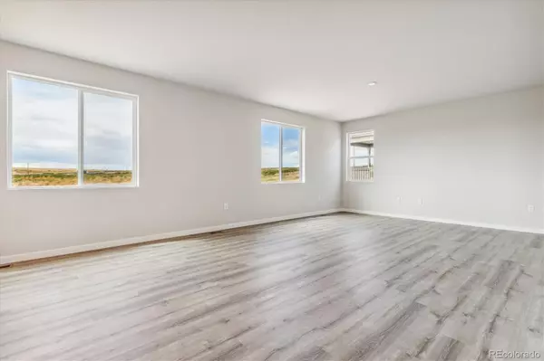 Elizabeth, CO 80107,4255 Gozzer Ranch DR