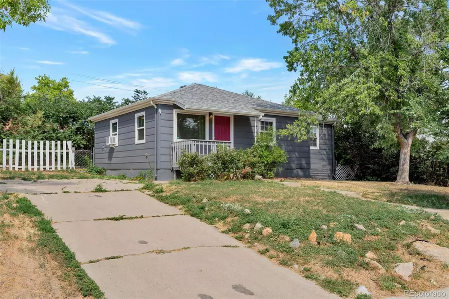 1951 Lilly DR, Thornton, CO 80229