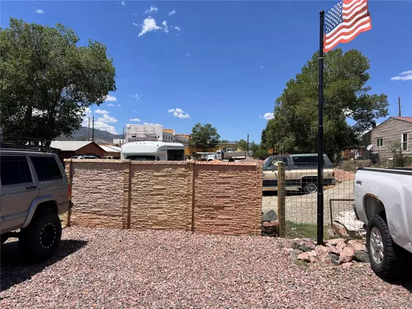 Salida, CO 81201,720 Oak ST