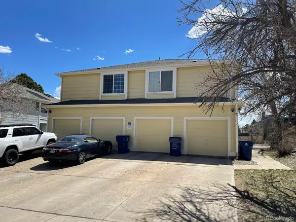861 S Uravan CT, Aurora, CO 80017