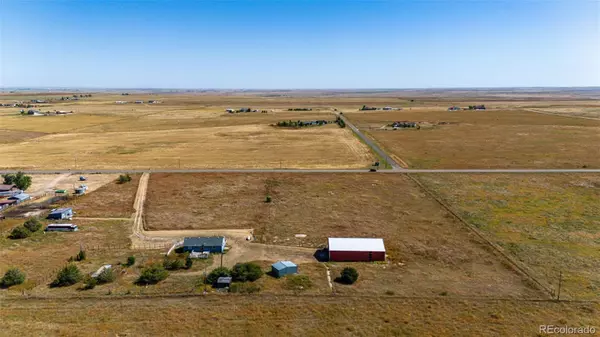 Strasburg, CO 80136,7237 S County Road 157