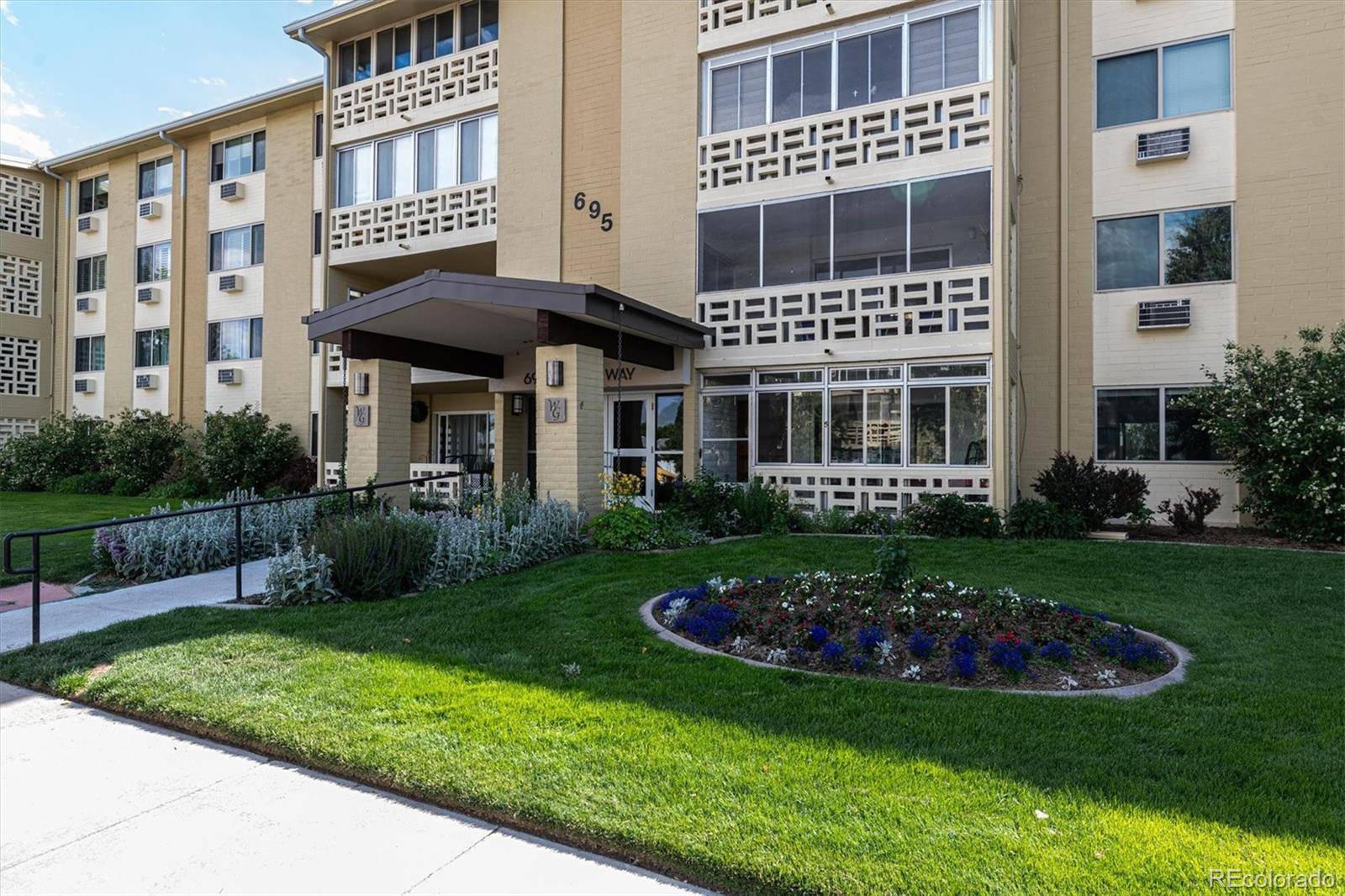 Denver, CO 80247,695 S Alton WAY #5A