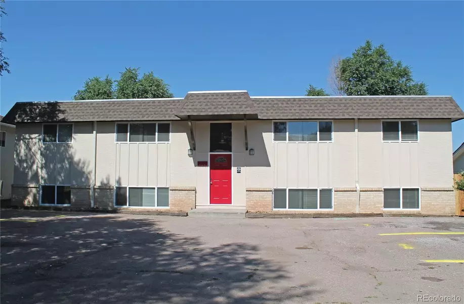 330 Gahart DR, Colorado Springs, CO 80916