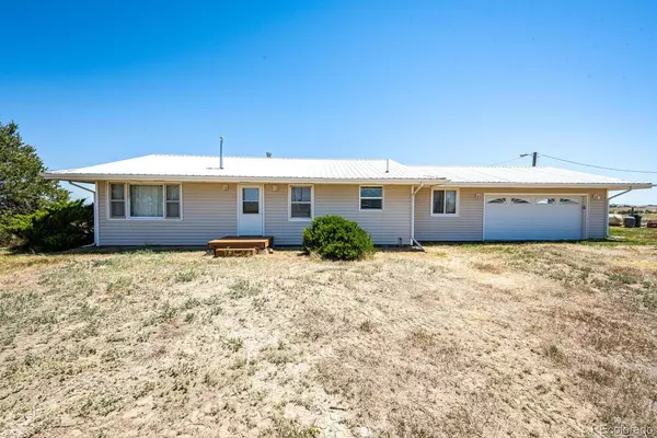 Watkins, CO 80137,34553 E Mississippi AVE