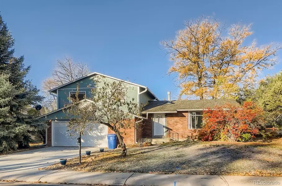 3345 Chestnut AVE, Loveland, CO 80538