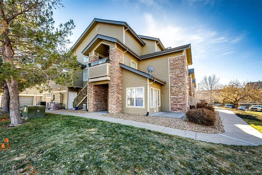 3233 S Zeno CT #C, Aurora, CO 80013