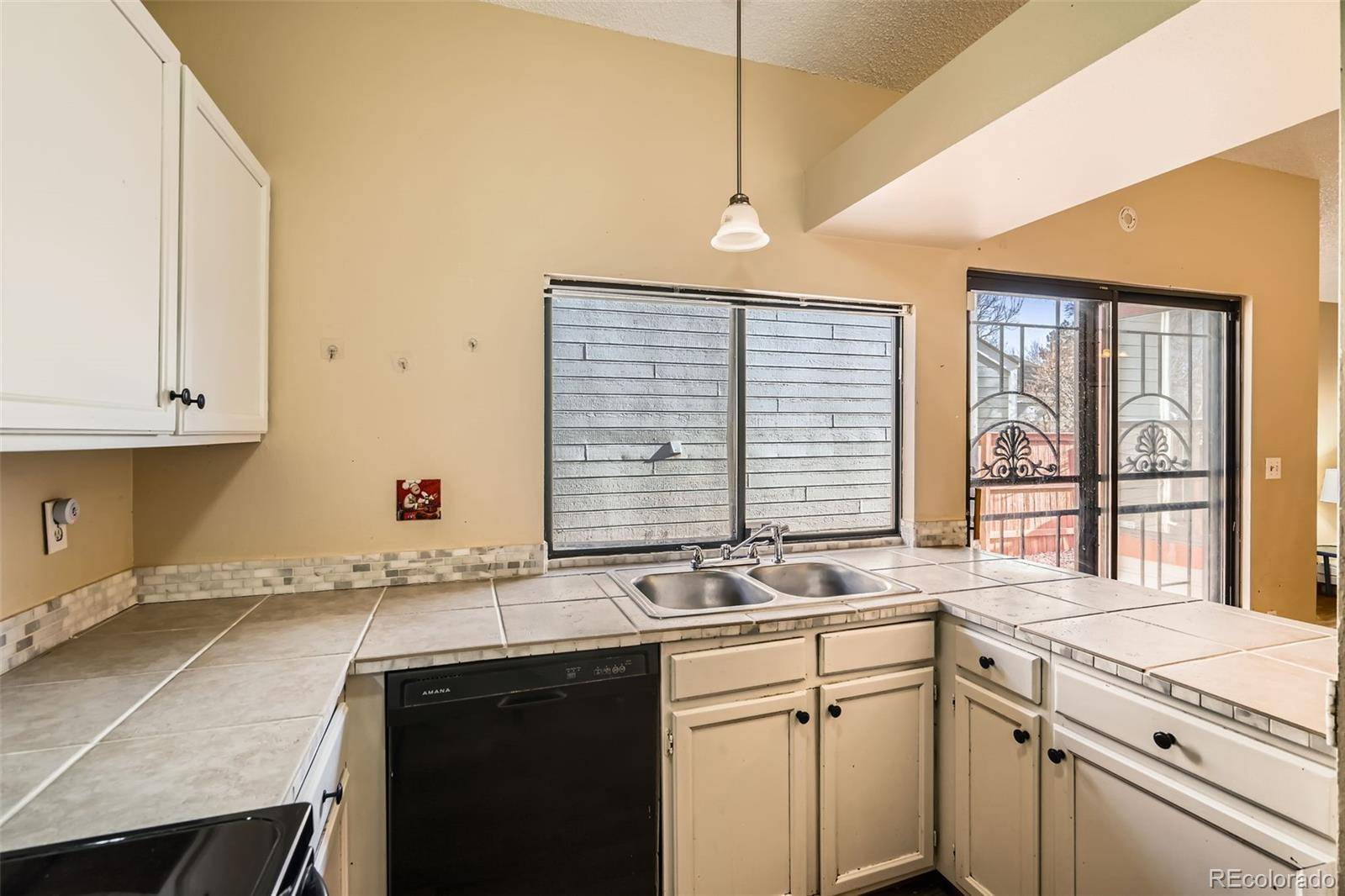 Aurora, CO 80017,17949 E Ohio CIR
