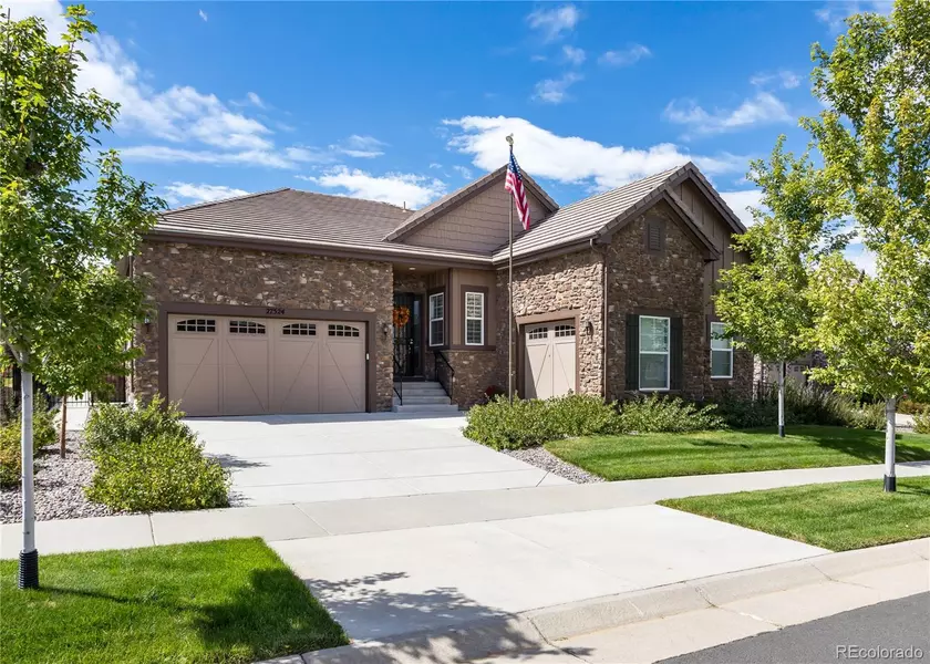 27524 E Canyon PL, Aurora, CO 80016