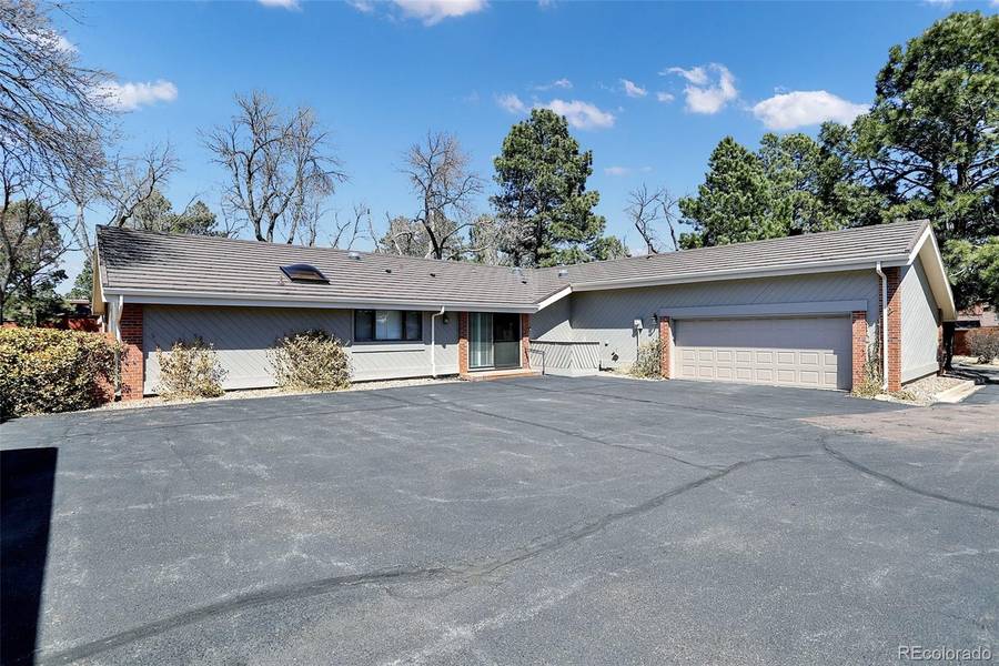 2710 Springmede CT, Colorado Springs, CO 80906