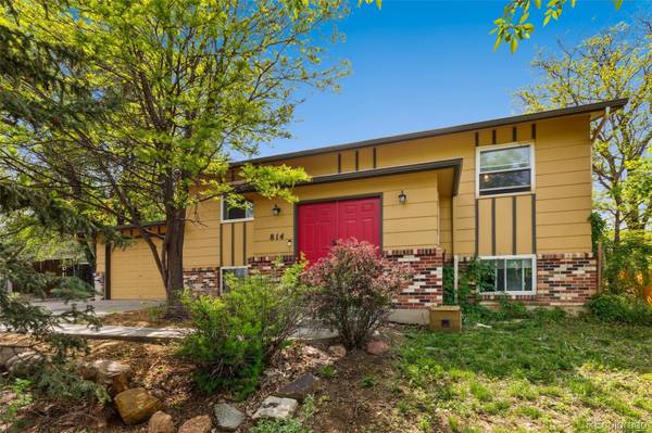 814 Paradise LN, Colorado Springs, CO 80904