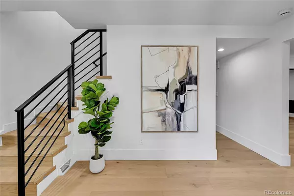 Denver, CO 80237,3821 S Magnolia WAY
