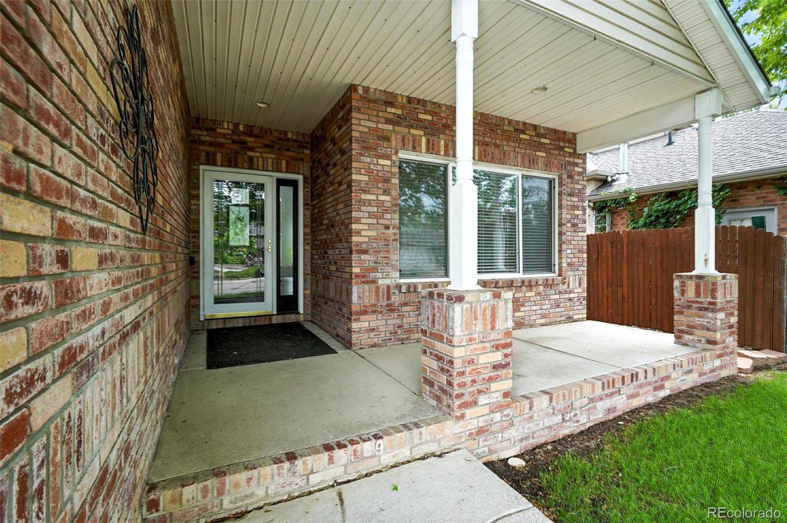 Longmont, CO 80503,2078 Goldfinch CT