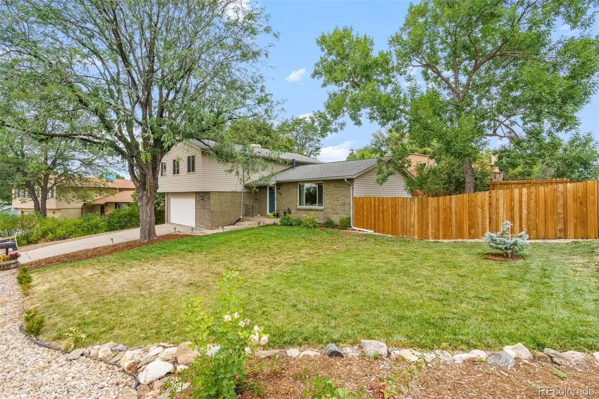 Arvada, CO 80005,11605 W 72nd PL