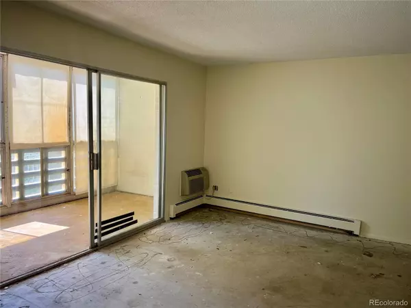 Denver, CO 80247,9625 E Center AVE #10C