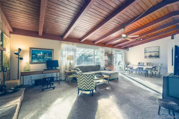 Littleton, CO 80123,7332 W Stanford AVE