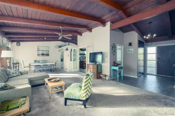 Littleton, CO 80123,7332 W Stanford AVE