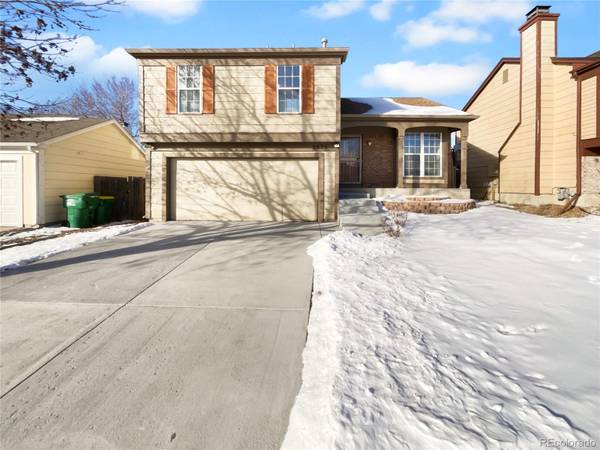 2875 S Espana CT, Aurora, CO 80013