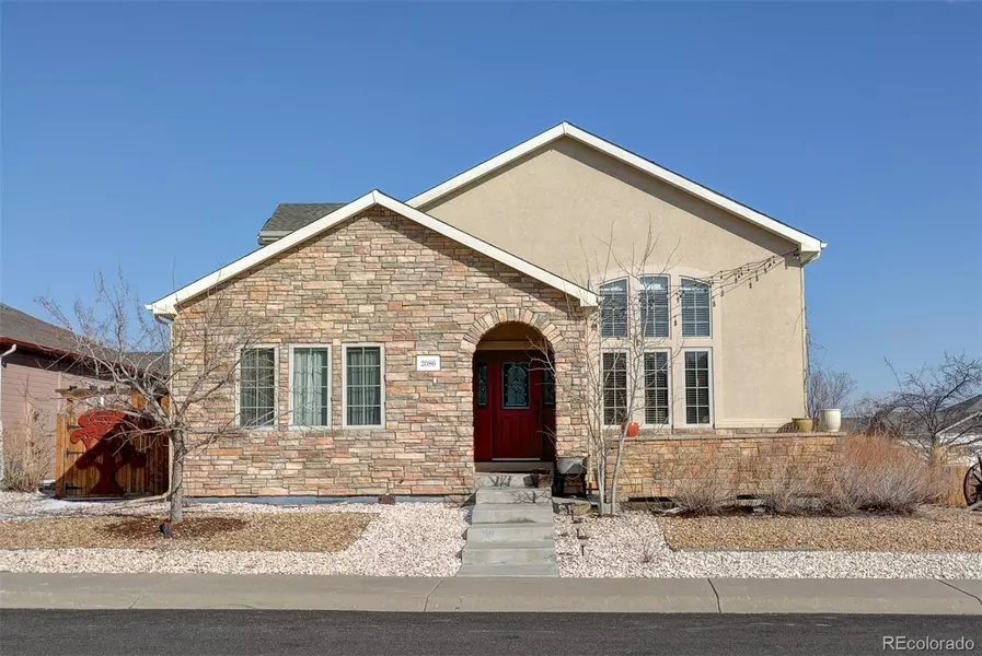 2086 Vancorum CIR, Loveland, CO 80538