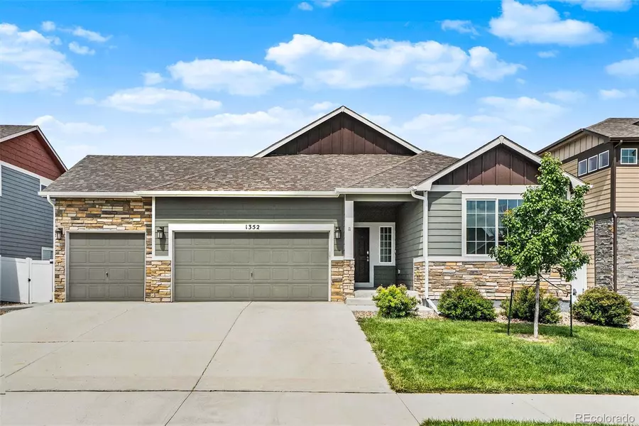 1352 Murrlet ST, Berthoud, CO 80513