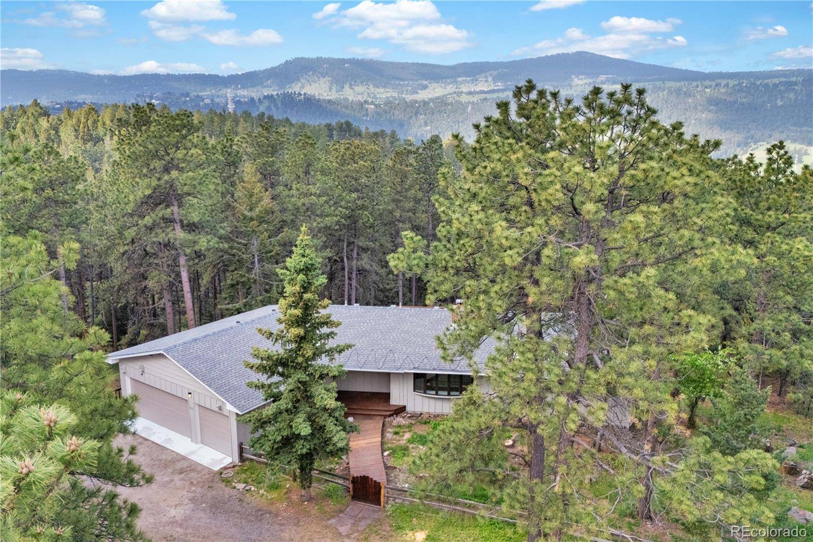 900 Ballantine RD, Golden, CO 80401