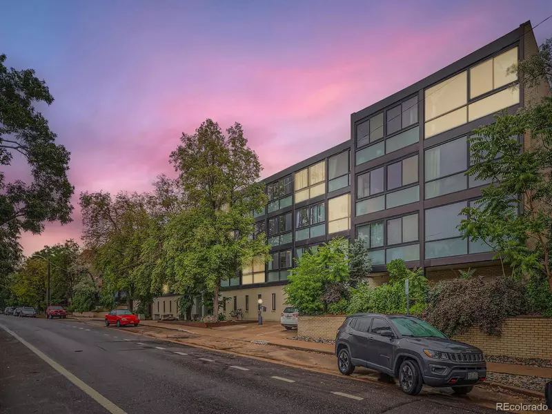 1050 N Corona ST #105, Denver, CO 80218