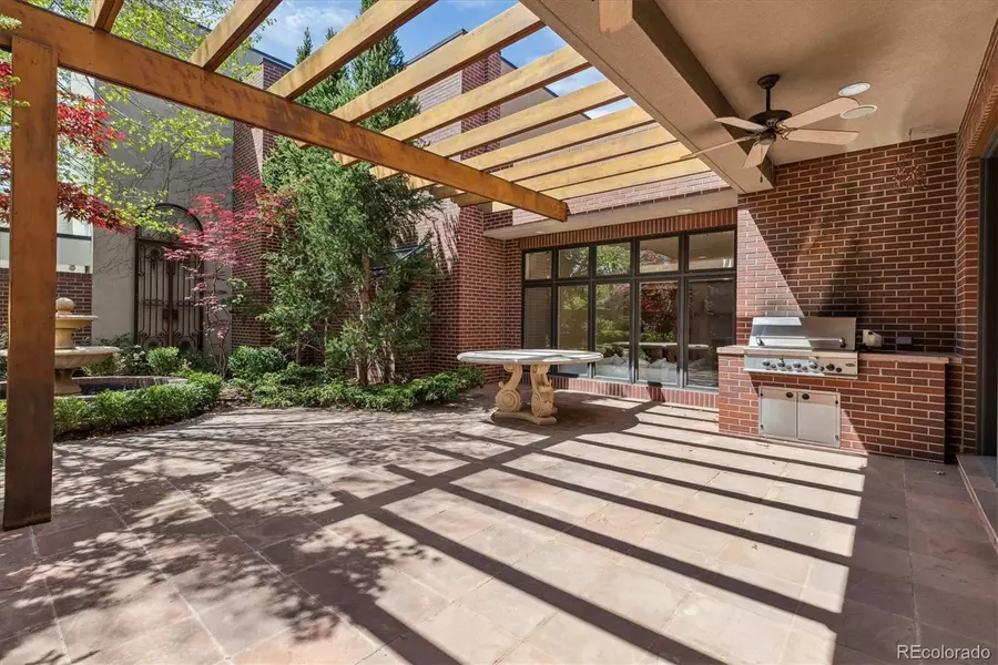335 Saint Paul ST, Denver, CO 80206