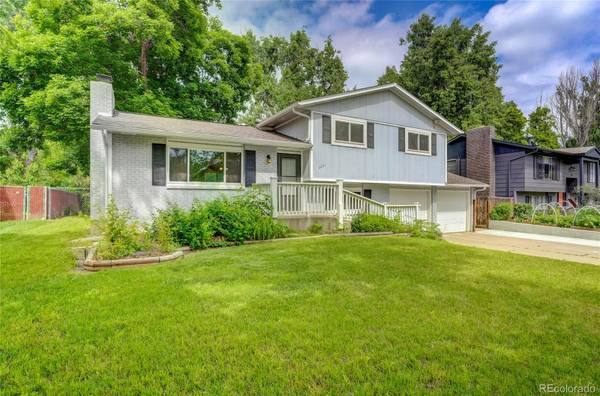 Fort Collins, CO 80526,2821 Meadowlark AVE