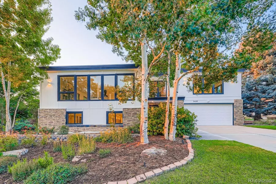 5420 S Berry LN, Greenwood Village, CO 80111