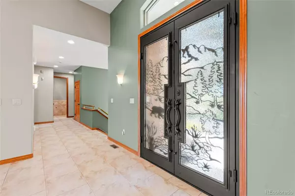 Larkspur, CO 80118,1988 Lake DR
