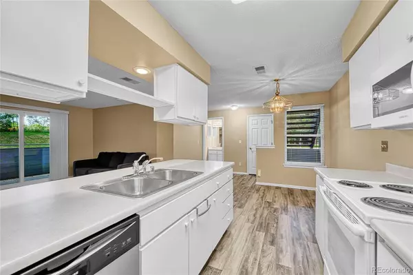 Denver, CO 80227,8065 W Eastman PL #6-102