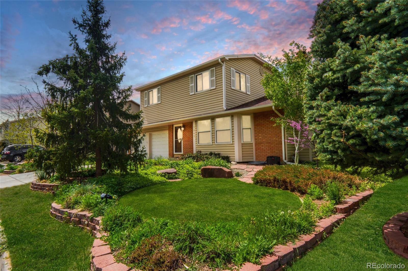 7941 S Cedar ST, Littleton, CO 80120