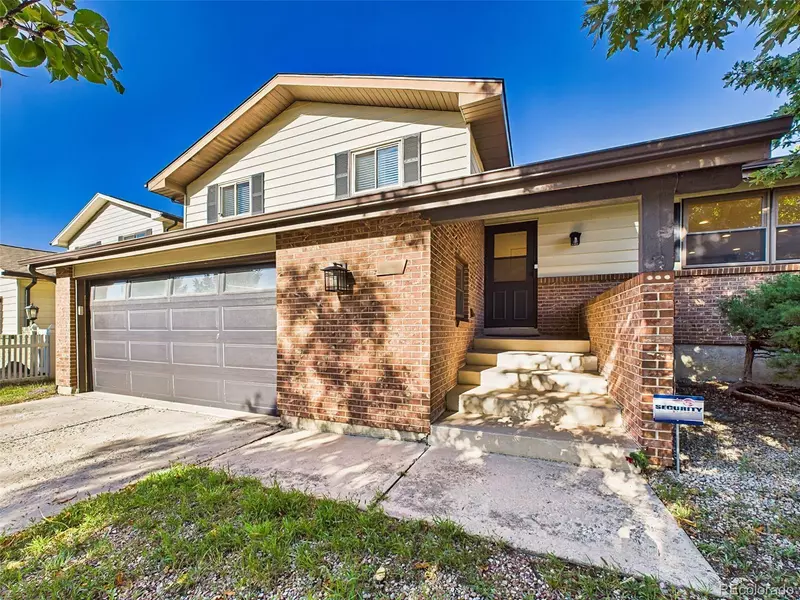 5040 Escapardo WAY, Colorado Springs, CO 80917