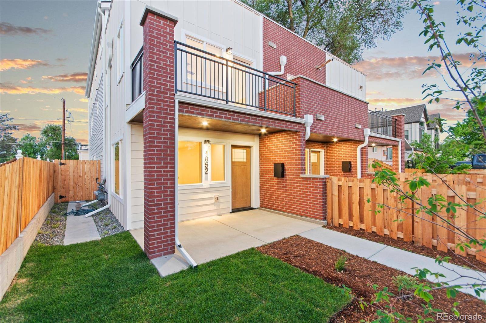 Denver, CO 80204,1052 N Knox CT