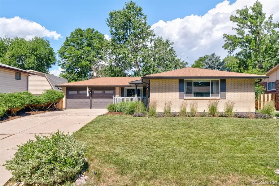 6943 Oak WAY, Arvada, CO 80004