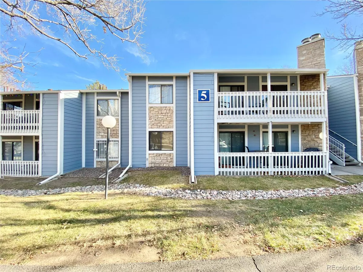 Denver, CO 80247,8335 Fairmount Dr #5-204