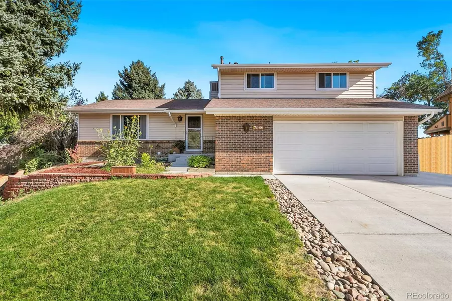 7986 W Calhoun PL, Littleton, CO 80123