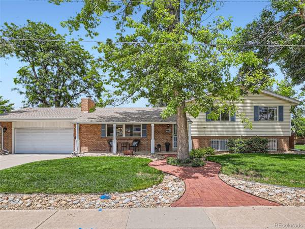 1807 E Euclid AVE, Centennial, CO 80121