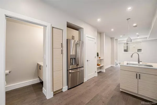 Denver, CO 80206,409 Harrison ST #2