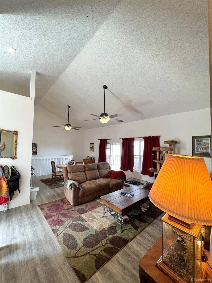 Elizabeth, CO 80107,8159 Sun Country DR