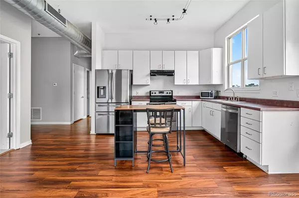Denver, CO 80205,2900 N Downing ST #201