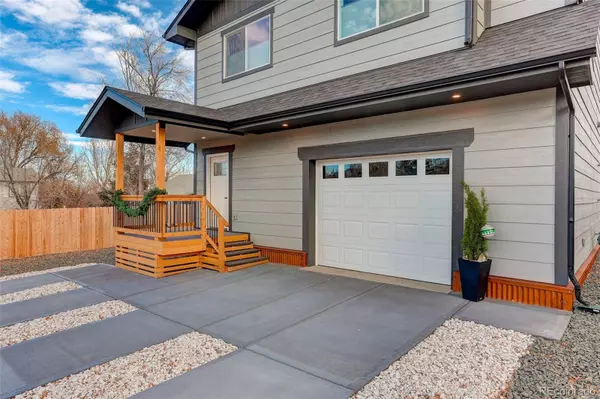 614 Loveland ST, Golden, CO 80401