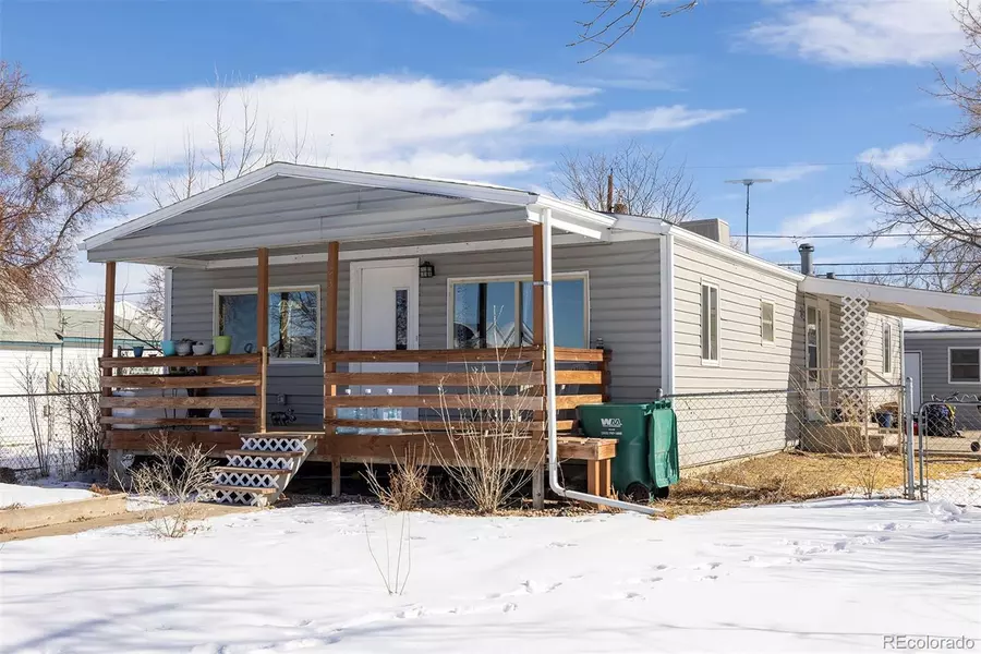 334 Cedar ST, Hudson, CO 80642