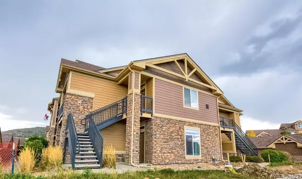 Littleton, CO 80127,10061 W Victoria PL #104